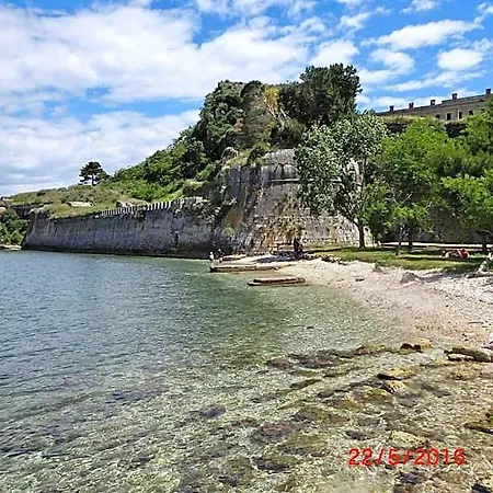 Hostal Ami's House Only For Women Dormer Corfu (city)