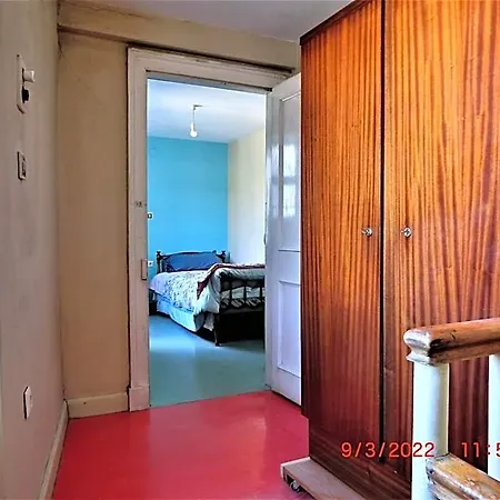 Ami's House Only For Women Dormer Hostal *
