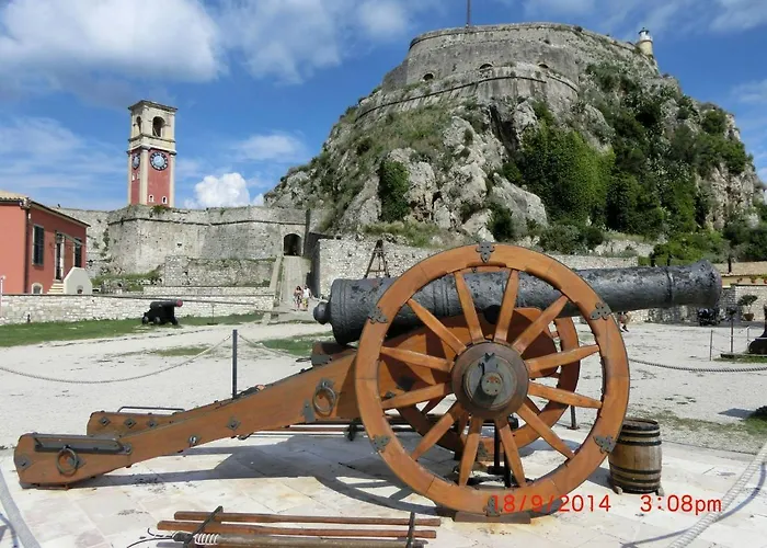 Ami's House Only For Women Dormer * Corfu (city)