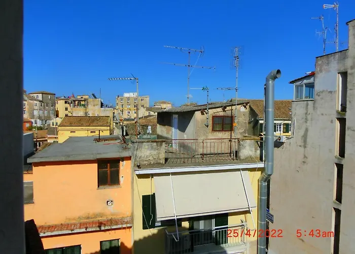 Ami's House Only For Women Dormer * Corfu (city)