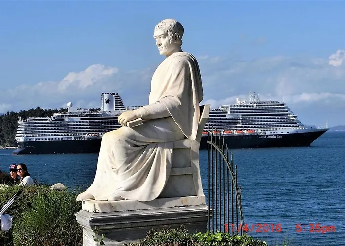 Ami's House Only For Women Dormer Hostel