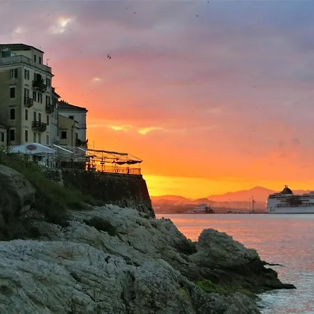 Ami's House Only For Women Dormer *