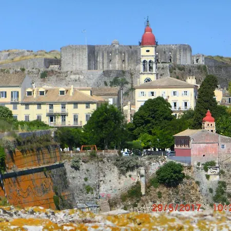 Ami's House Only For Women Dormer *